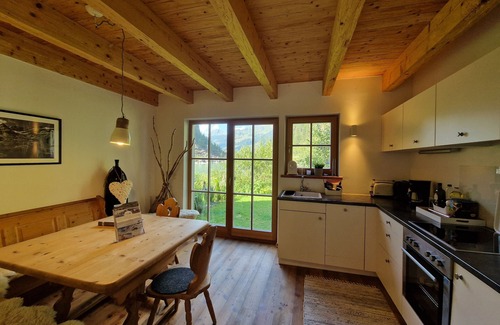 Enzingerboden Ski Chalet | Discover Lodge Weißsee: Top-Rated Spa Retreat in Enzingerboden
