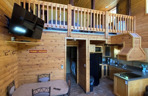 Revelstoke Cabin | Perfect Lodge with ATV Access, Hot Tub & Family-Friendly Amenities
