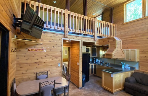 Revelstoke Cabin | Perfect Lodge with ATV Access, Hot Tub & Family-Friendly Amenities