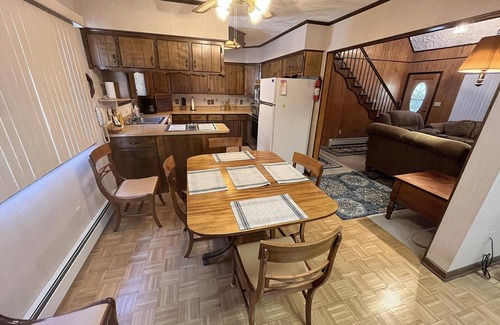 Carriage Hills House | Cozy Lodgepole Retreat: 2 Bedroom with Free WiFi