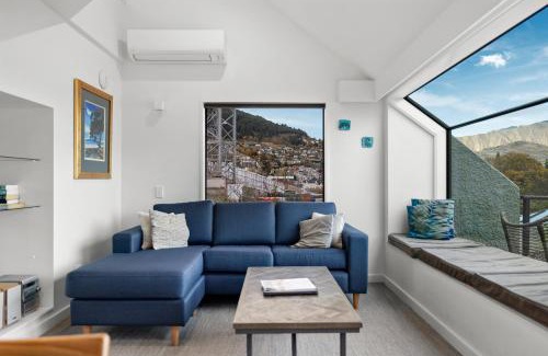 Queenstown Apartment | Idyllic Lodges 11: Scenic Lake Views Near Town