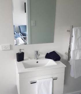 Lowburn Apartment | Discover Lodges on Pearson - Unit 2, Rated 9.4/10 by Guests