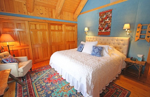 Story Cabin | Experience Our Historic Ranch Inn with Pool & Spa Amenities