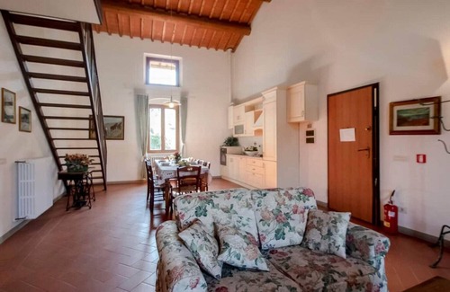 Serravalle Pistoiese Apartment | Relaxing Getaway at a Wine Estate with Pool and Terrace