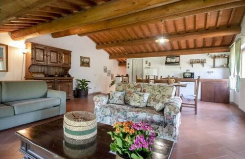 Serravalle Pistoiese Apartment | Relaxing Stay at a Wine Estate with Private Terrace & Pool