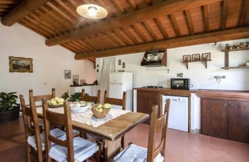 Serravalle Pistoiese Apartment | Relaxing Stay at a Wine Estate with Private Terrace & Pool