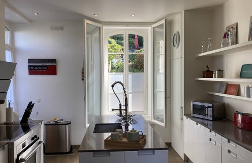 Ile-aux-Moines House | Characterful Lodging with Oceanfront Spa and Breakfast