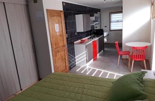 Las Cruces Apartment | Pet-Friendly Lodging Quirinal with Pool & Breakfast Awaits