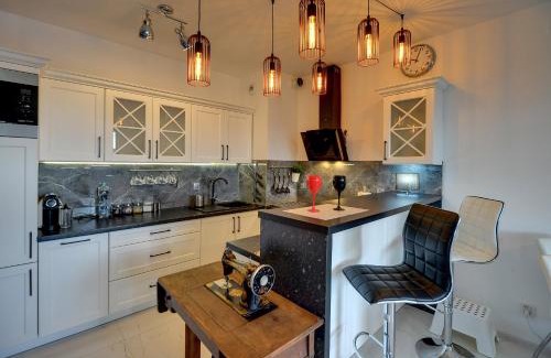 Baluty Apartment | Discover Lodz4rent: Premium Apartments Near MANUFAKTURA