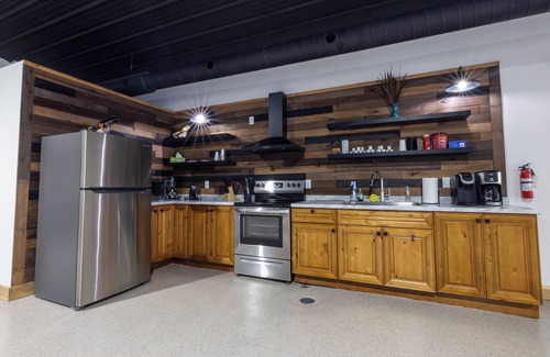 Mound City Apartment | Enchanting Loess Hills Lodge - Family-Friendly Room 7