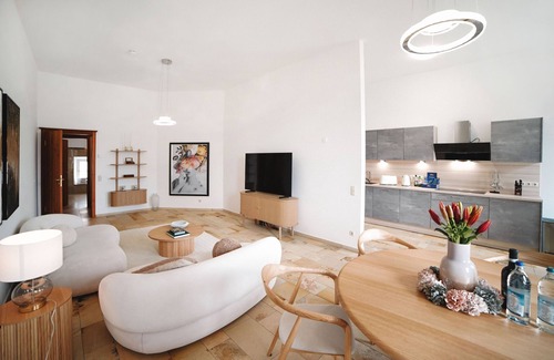 Stephanskirchen Apartment | Discover Loewenherz Luxury Appartement: Eco-Friendly Retreat