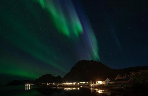 Sørvagen Cabin | Oceanfront Serenity at Lofoten Planet BaseCamp - 9.4/10