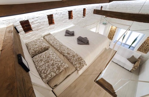Nizhniy Novgorod City Centre Apartment | Stylish LoFT Duplex Near the Kremlin - Guest Rated 10/10