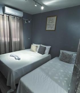 Cordeiro Apartment | Unforgettable Loft 03: Family-Friendly Retreat, Rated 10/10