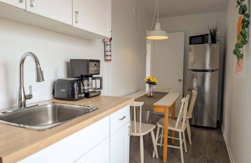 Ste Anne de Beaupre Apartment | Loft 12 | 2 Min Waterfront | BBQ & Fireplace