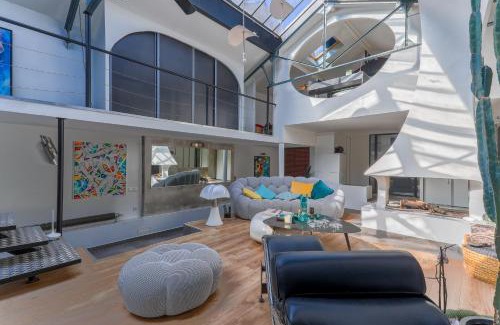 Les Muriers Villa | Loft 180m2 - 3 chambres - Jardin privatif