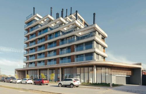 Sao Goncalo Apartment | Pet-Friendly Loft 410 with Scenic Parque Una Views