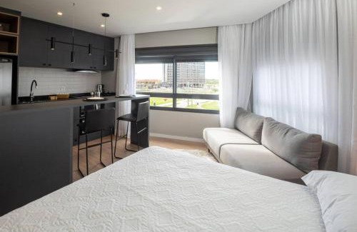Sao Goncalo Apartment | Pet-Friendly Loft 410 with Scenic Parque Una Views