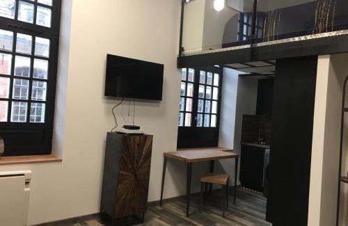 Douai Apartment | Family-Friendly Retreat at LOFT 8 - Rated 8/10 by Guests