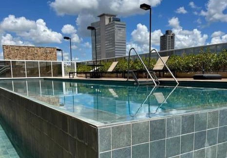 Aracatuba Apartment | Top-Rated Uptown Loft with Oceanfront Pool and Garage