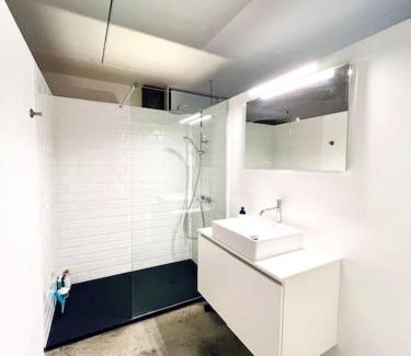 De Kaaien Apartment | Family-Friendly Stay at Loft Antwerp - Eilandje