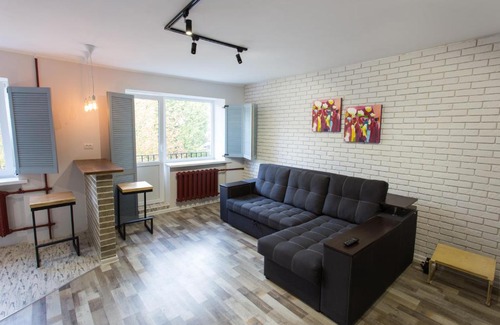 Dzerzhyns'kyi District Apartment | Cozy Loft Apartment Steps from Botanical Garden