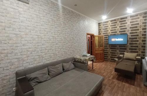 Degtyari Apartment | Inviting Loft Apartment Steps from City Center on Peremogy Ave