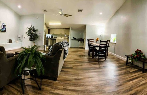 Loxahatchee Groves Apartment | Inviting Loft Apartment on a Private Farm with Breakfast