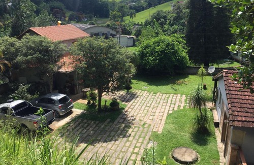 Aruja House | Guest Rated 10/10: Family-Friendly Loft Arujá with Kitchen