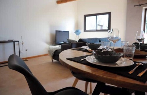 Campsas House | Discover Loft au Cœur D'un Domaine Viticole with Kitchen Access