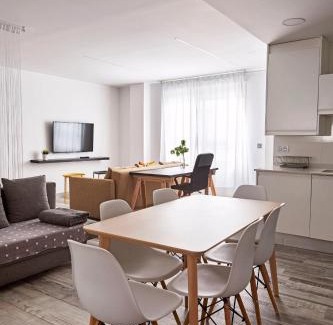 Castello de la Plana Apartment | Pet-Friendly Loft Beta with High Guest Ratings of 8.6