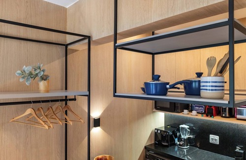 Copacabana Apartment | Modern Loft Steps from the Beach with Spa and Hot Tub