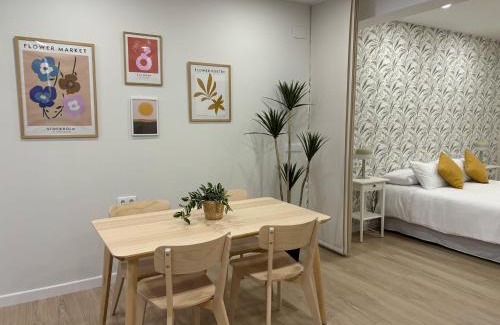 Ciudad Jardin Apartment | Central Loft 16 A Córdoba - Highly Rated & Family-Friendly