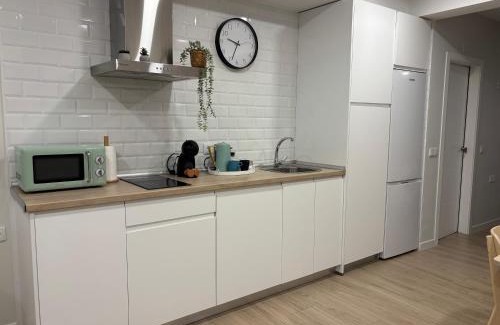 Ciudad Jardin Apartment | Central Loft 16 B Córdoba - Family-Friendly Getaway