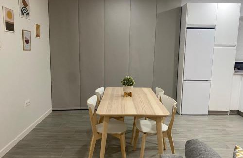 Ciudad Jardin Apartment | Central Loft in Córdoba - Family-Friendly Stay, 9.1/10 Rated