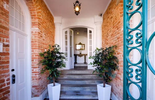 Viseu Apartment | Stay at Loft C: Historic Viseu Gem with Modern Amenities