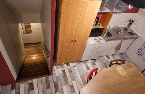 Cordemais Apartment | Cozy Loft Café de la Croix Morzel: Pet-Friendly Retreat
