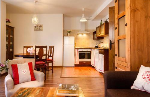 Anso Apartment | Cozy Loft Casa Paloma: Pet-Friendly Stay with Top Ratings