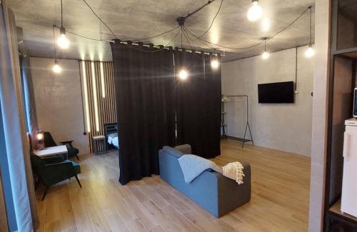 Sukhinovka Apartment | Pet-Friendly Loft in the City Center - Rated 9.9/10