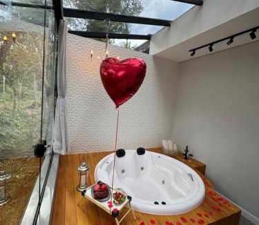 Carniel House | Modern Loft InGramado with Pool & Kitchen Amenities