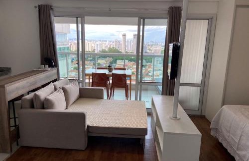 Jardim Aeroporto Apartment | Scenic Loft with Panoramic Airport Views & Pet-Friendly Amenities