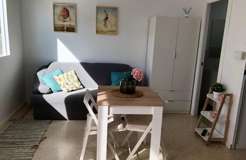Ciudad Jardin Apartment | Inviting Loft with Pool Access for Memorable Stays