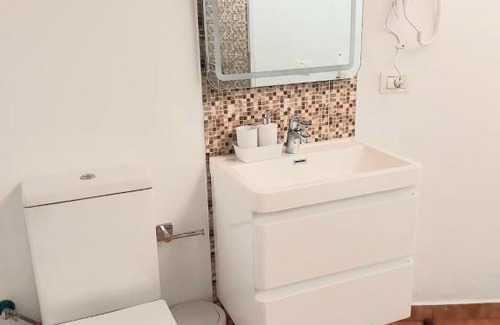 Tigaday Apartment | Charming Oceanfront Loft Con Encanto with 9.2 Guest Rating