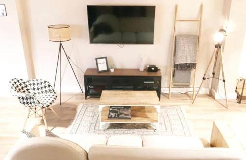 Alcala de Guadaira Apartment | Charming Loft Near Sevilla with Top Amenities & High Ratings