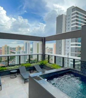 Santa Fe Apartment | Relaxing Oceanfront Loft Near Shopping with Pool Access