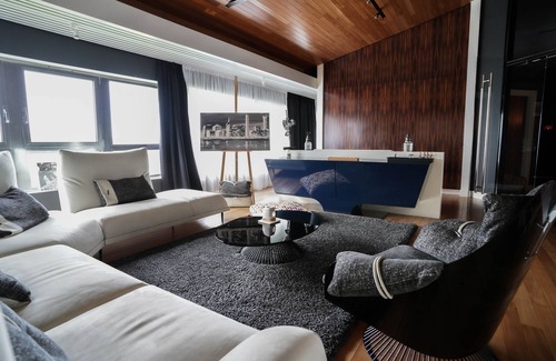 La Rabateliere House | Architectural Loft Near Puy du Fou with Spa & Breakfast