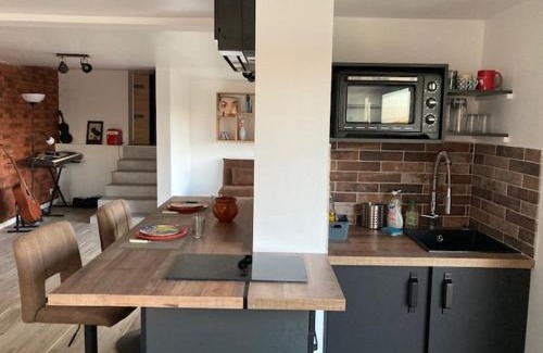 L'Estaque House | Idyllic Loft in the Hills of Estaque - Guest Rated 10/10