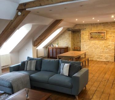 Oloron-Sainte-Marie Apartment | Cozy Loft in the Heart of the Pyrénées with Hot Tub