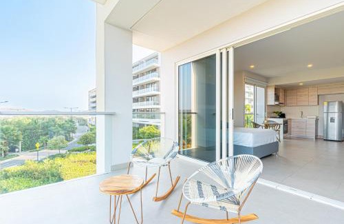 Zona Norte Apartment | Stunning Loft de Lujo Cartagena with Oceanfront Pools & Jacuzzi