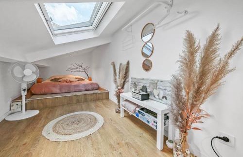 Le Pre-Saint-Gervais Apartment | Stylish Loft Duplex 2 Minutes from Paris with Free Parking